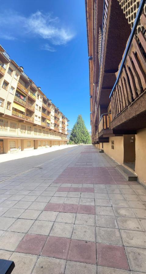 Appartement De Vacances Puigcerda Ngoại thất bức ảnh